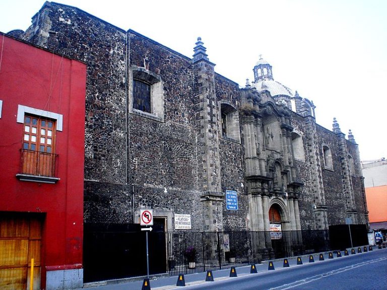 Parroquia San Lorenzo Diácono y Mártir · Centro