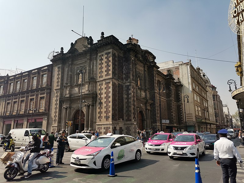 Templo de San Bernardo · Centro